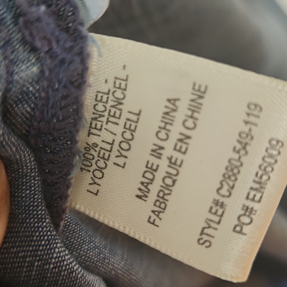 Xs- Denim top - Picture 4 of 4